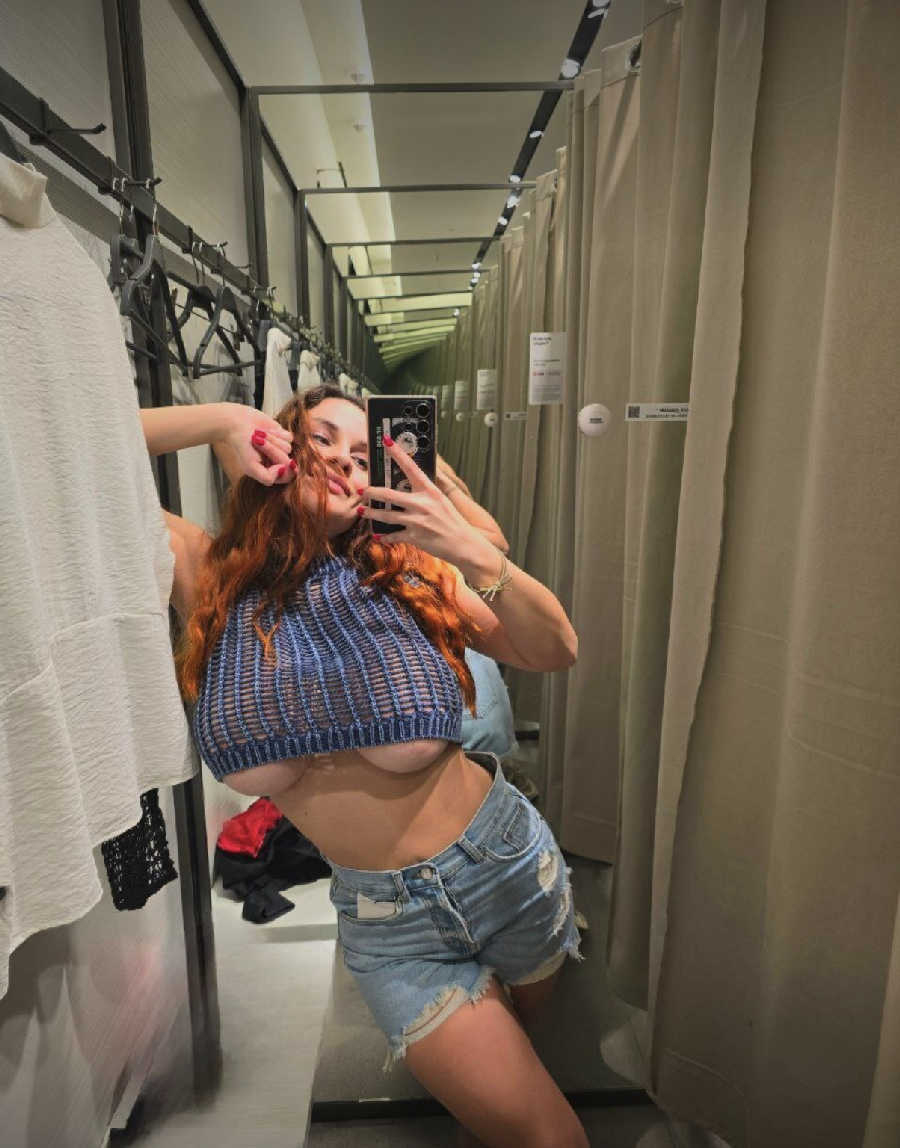 Join Miranda Faith nude live — chat now